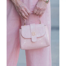 Load image into Gallery viewer, CAROLINE HILL TUCKER HANDBAG BLUSH