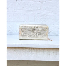 Load image into Gallery viewer, CAROLINE HILL PENELOPE WALLET