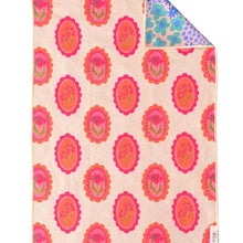 Load image into Gallery viewer, CRAE MARILYN REVERSIBLE HAND TOWEL