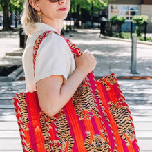 Load image into Gallery viewer, FOLKLORE COUTURE QUILTED TOTE BAG PINK/ORANGE
