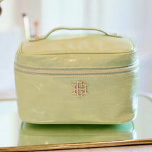 Load image into Gallery viewer, CAROLINE HILL HAMPTON TRAIN CASE LIME
