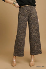 Load image into Gallery viewer, Animal Print Non-Stretch Wide Leg Pants
