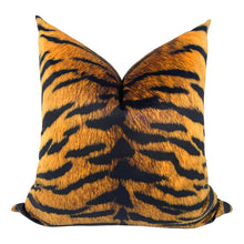 Load image into Gallery viewer, Tiger Velvet Pillow
