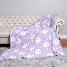 Load image into Gallery viewer, Happy Face Throw Blanket
