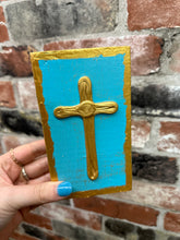 Load image into Gallery viewer, J. Julep Cross
